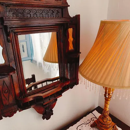 Elena Kythnos Apartment *