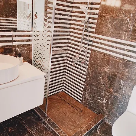 Elena Kythnos Apartment